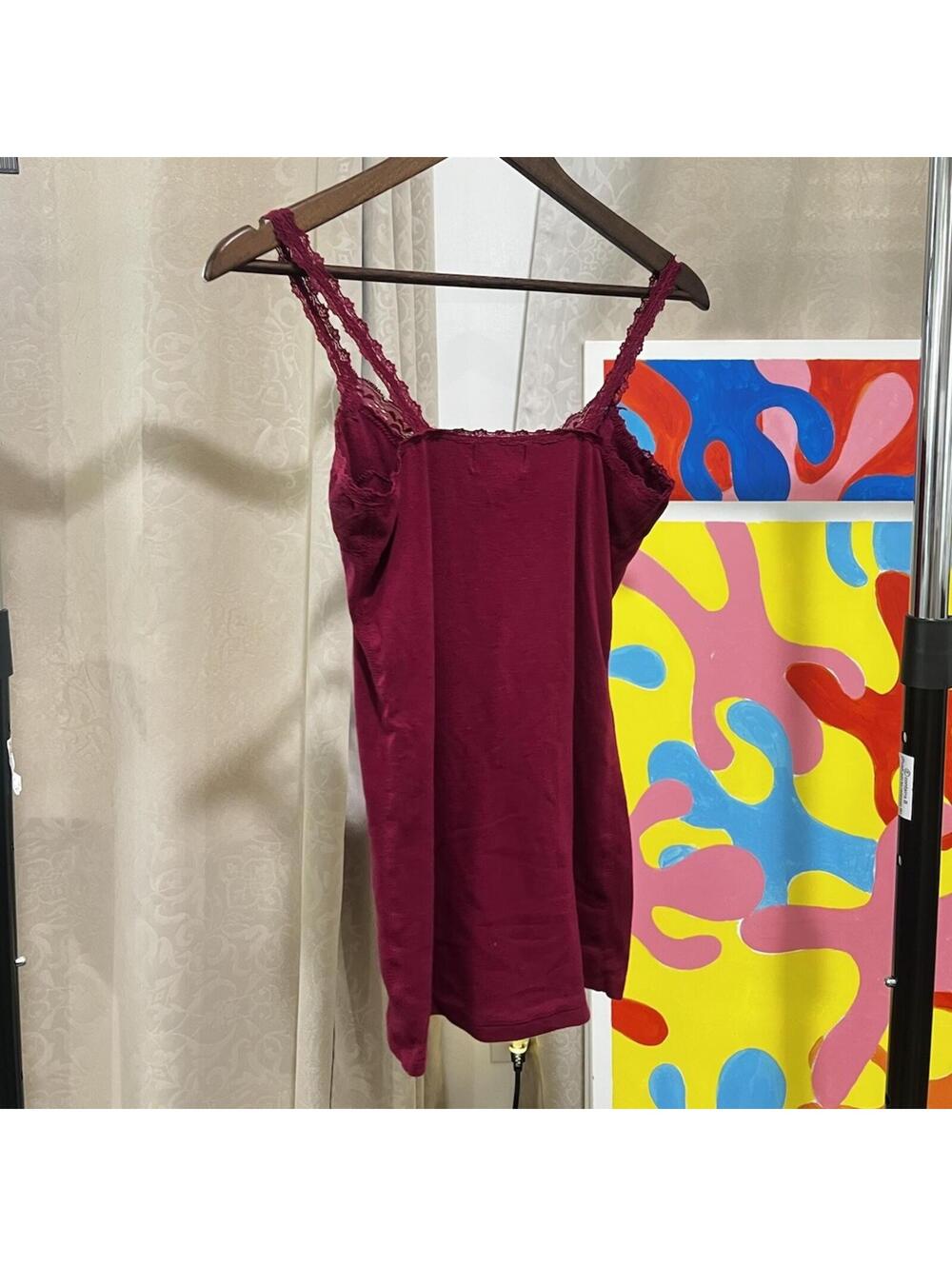 rue21 Women's Burgundy Solid Lace Trim Spaghetti Strap Camisole Top Size L - Picture 3 of 4